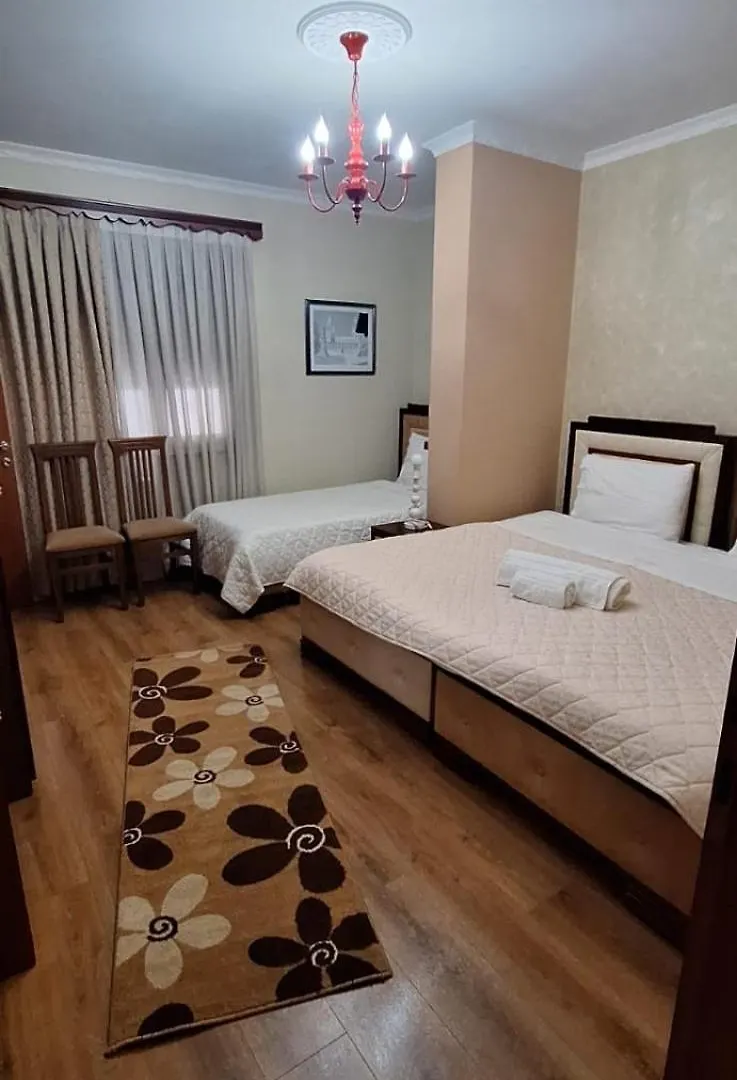 Hotel Theo Korça